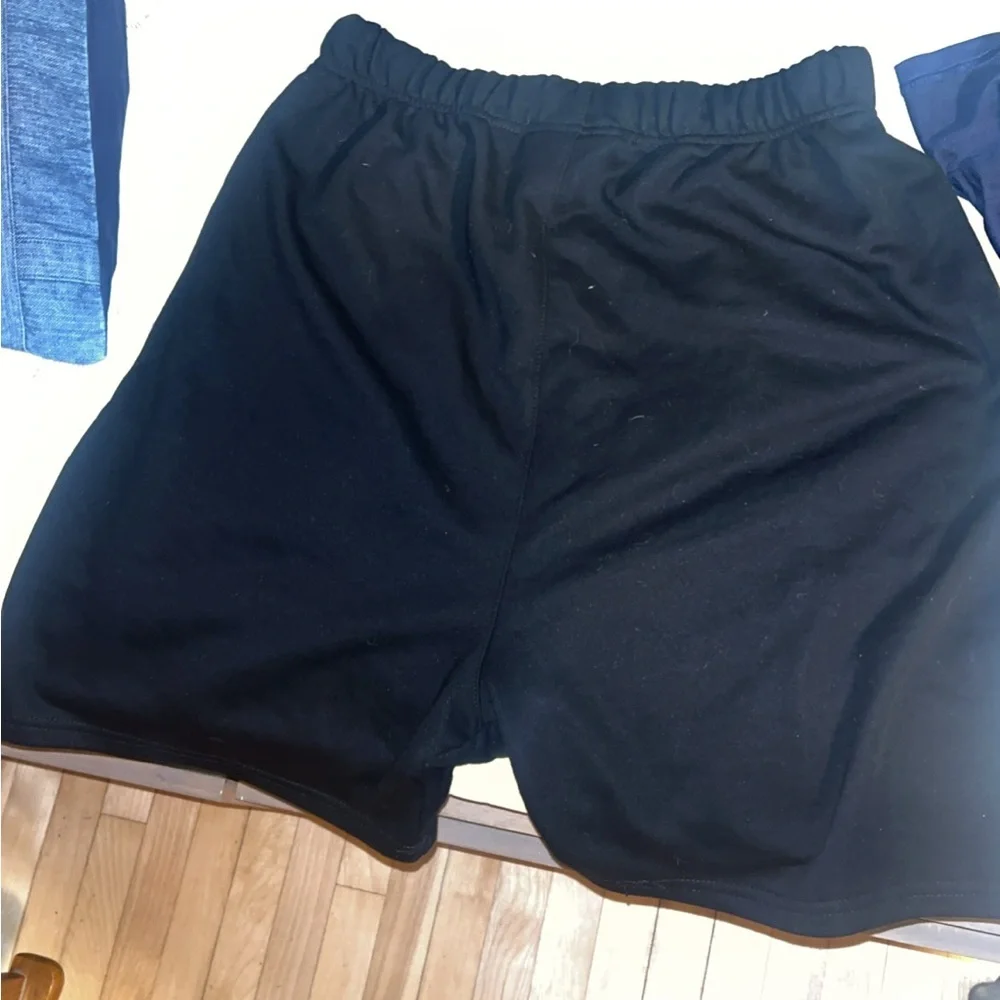 Essentials Black Athletic Shorts Relaxed Fit - Picture 2 of 2